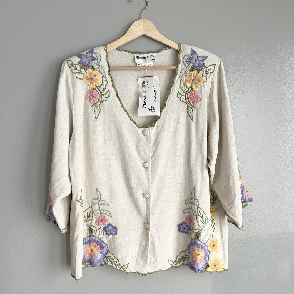 Maria & Me & Co Linen Blend Floral Embroidered Top Button Front Medium NEW